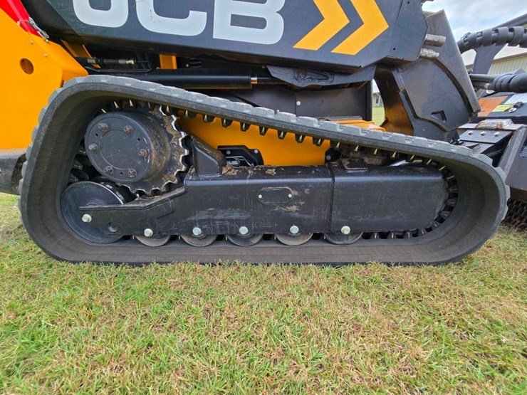 2022-jcb-3ts-8t-image-20