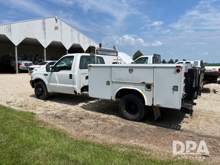 2000-ford-f350-image-14
