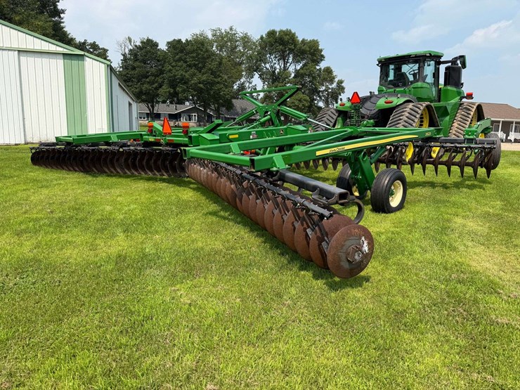2013-john-deere-2623-image-7