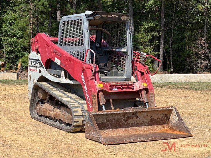 2018-takeuchi-tl12v2-image-1