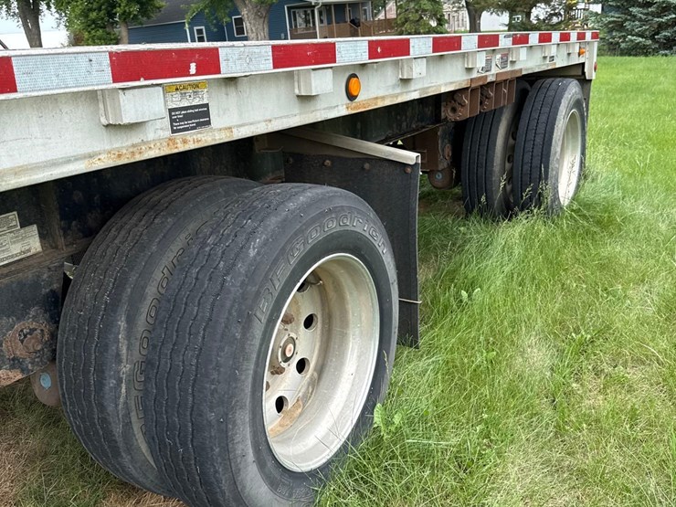 2010-wilson-97-1/2"-x-48ft-semi-flatbed-trailer-image-15