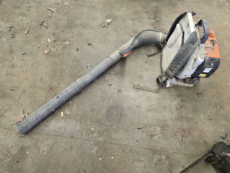 stihl-br340-backpack-blower,-runs,-but-could-use-a-tune-up-per-seller-image-6