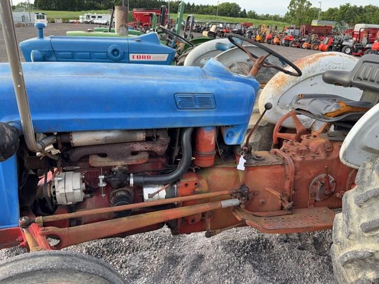 ford-601-workmaster-image-15