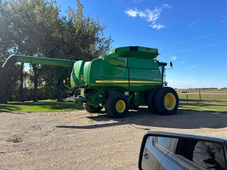 2011-john-deere-9770-sts-image-2