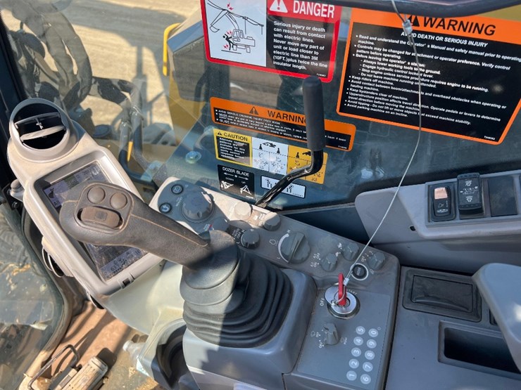 deere-85g-image-32