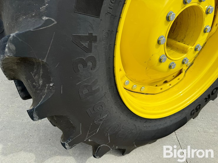 2023-john-deere-8r-340-image-17