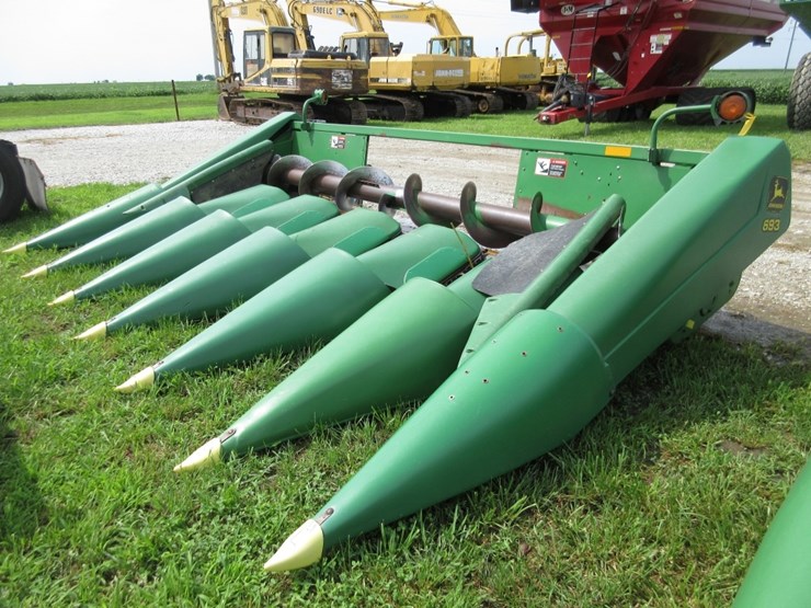 john-deere-693-image-1