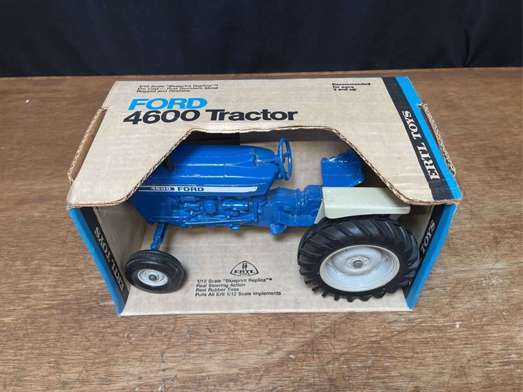 1/12-ford-4600-nib-ertl-image-3