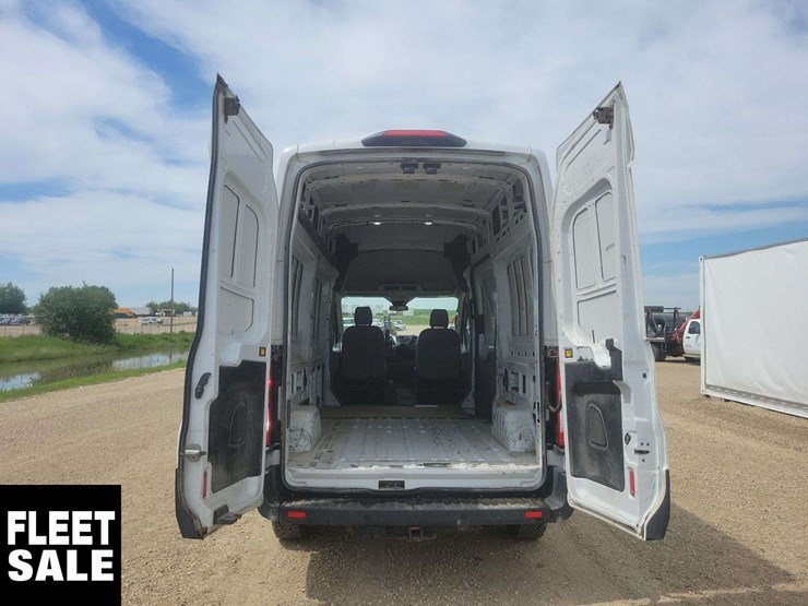 2018-ford-transit-image-17