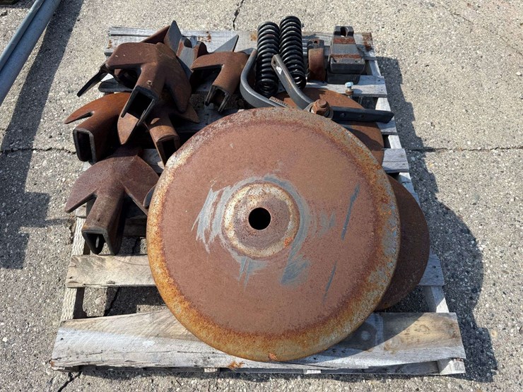 john-deere-2700-image-3