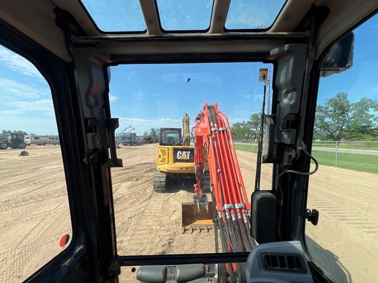 2022-kubota-kx040-4-image-39