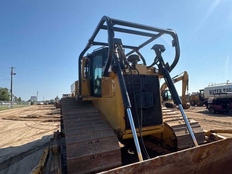 caterpillar-d6t-lgp-image-20