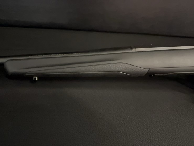 browning-x-bolt-rifle-image-8