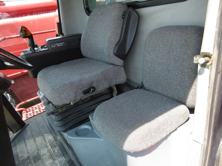 1995-case-ih-2144-image-16