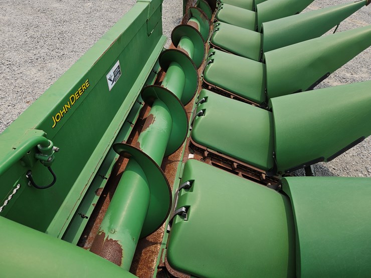 2009-john-deere-608c-image-10