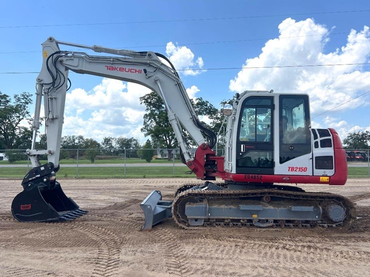 2022-takeuchi-tb2150-image-1