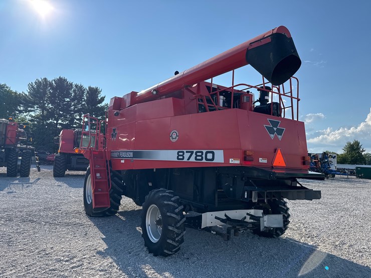massey-ferguson-8780-image-3
