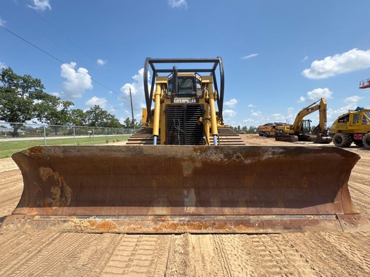 caterpillar-d6t-lgp-image-3