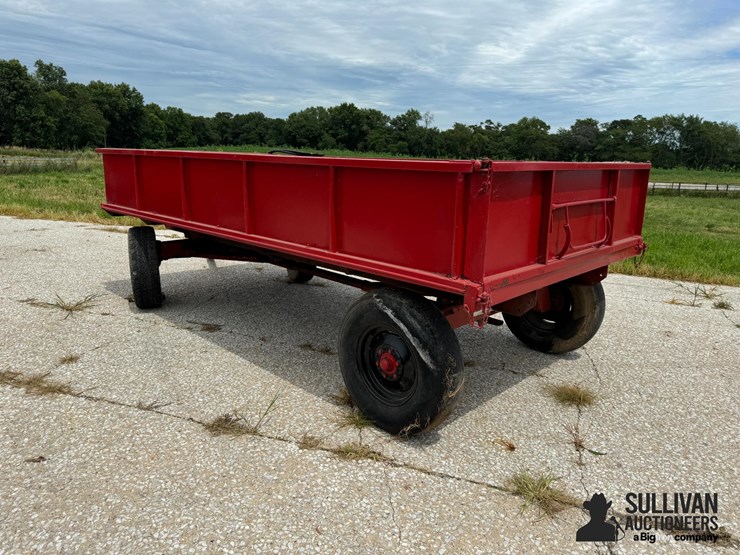 13.5'-barge-wagon-image-2
