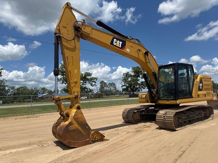 2018-caterpillar-320gc-image-2