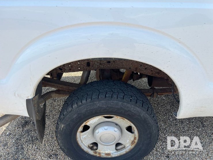 2005-ford-f250-xl-image-33