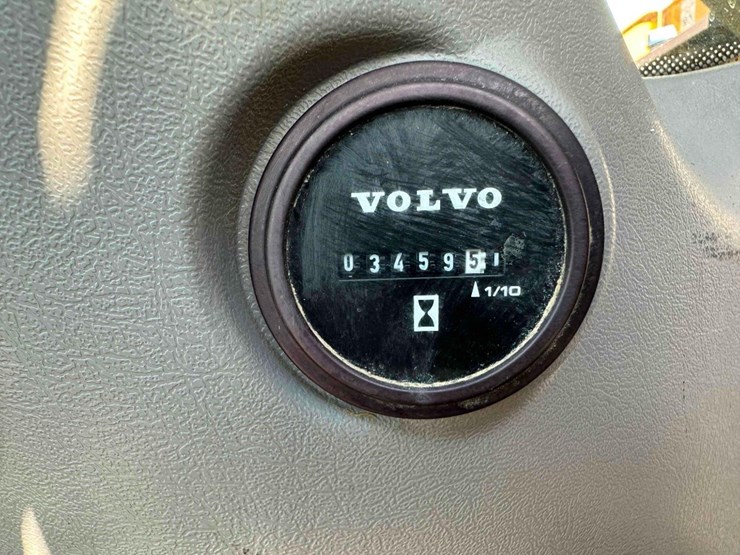 2019-volvo-ec350-excavator-image-43