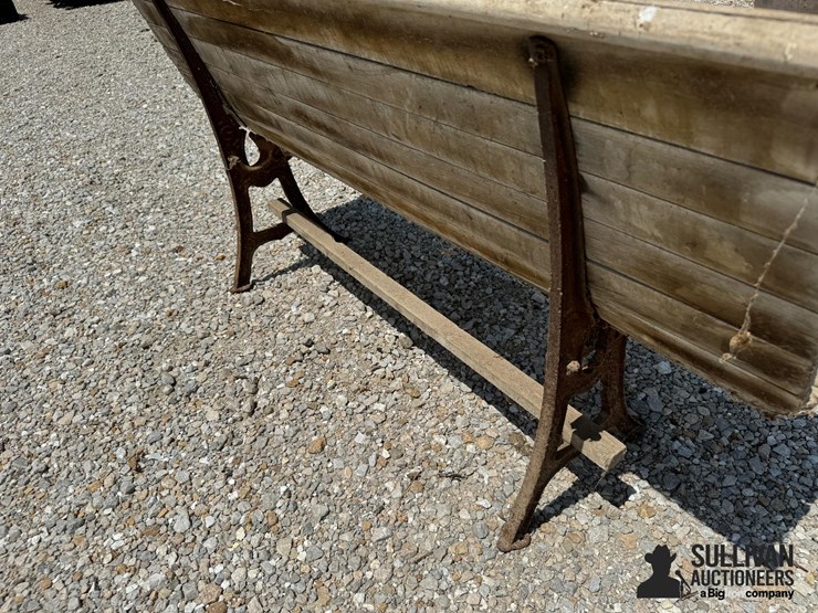 wooden-bench-w/-cast-iron-legs-image-11