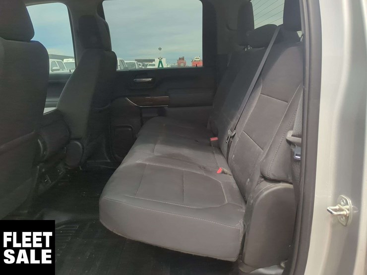 2022-gmc-sierra-2500hd-image-13