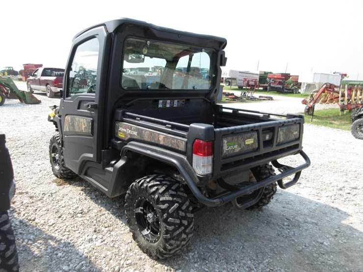 2021-john-deere-xuv835m-image-4