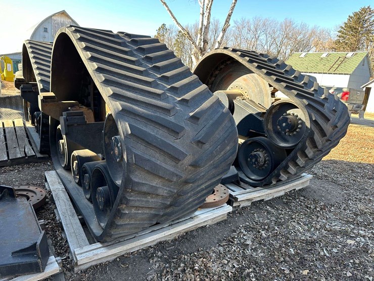 new-holland-t9.670-image-1