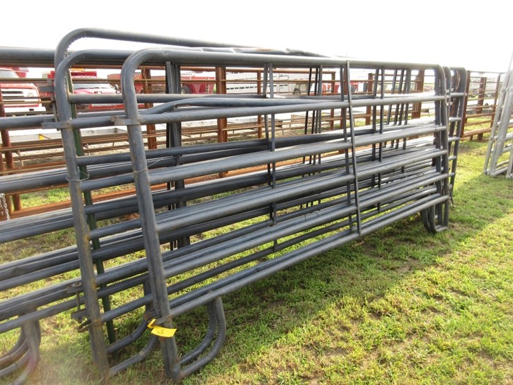 (4)-12'-&-10'-pipe-gates-image-2