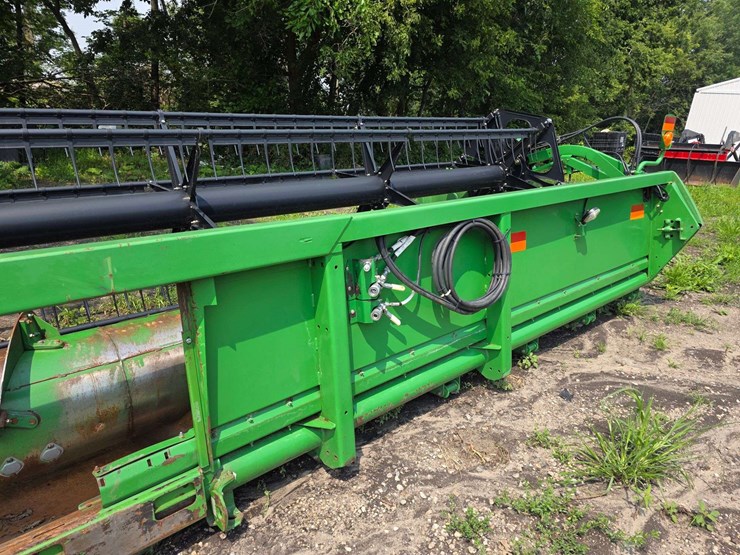 john-deere-630f-image-34