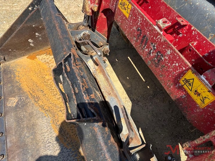 2022-takeuchi-tl6r-image-5