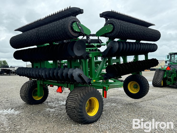 2023-john-deere-2680h-image-5