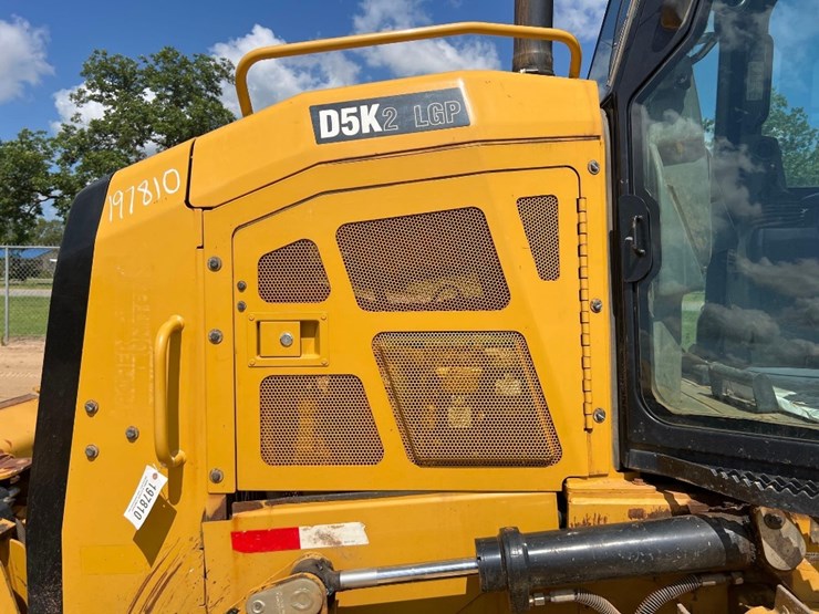 2019-caterpillar-d5k2-lgp-image-28