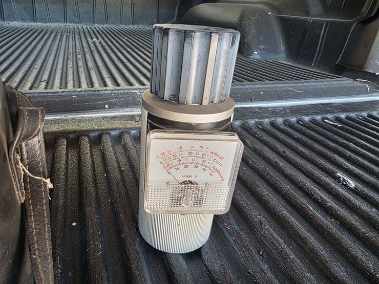 farmi-35-moisture-tester-image-3