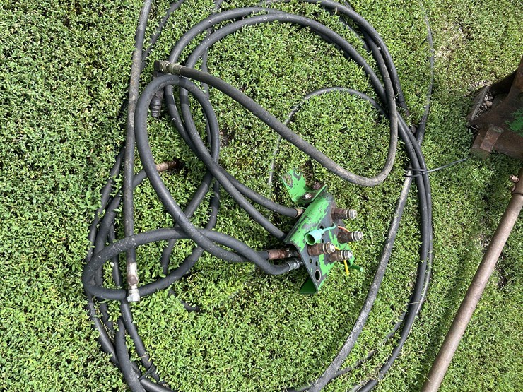 john-deere-740-image-9