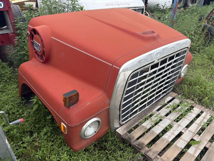 ford-800-image-1