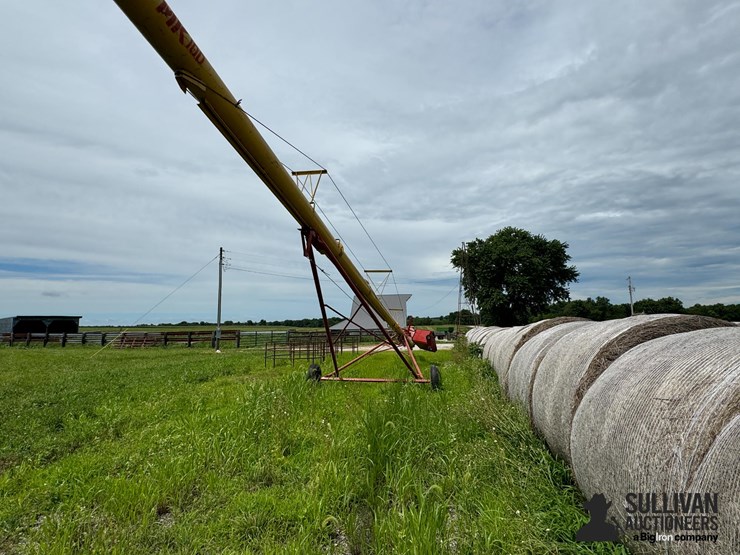 westfield-mk100-71-10"x71'-swing-away-auger-image-8