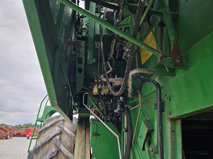 1996-john-deere-9600-image-19