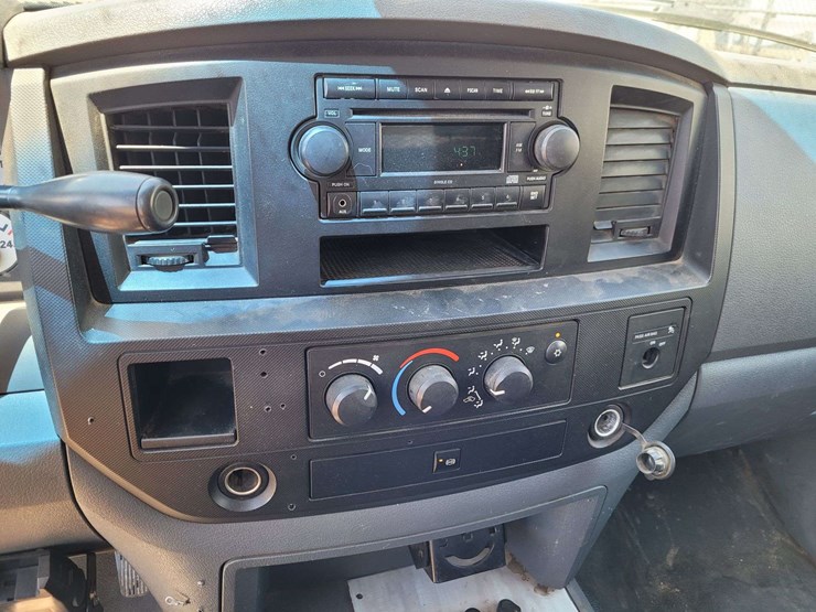 2009-dodge-ram-4500-image-9