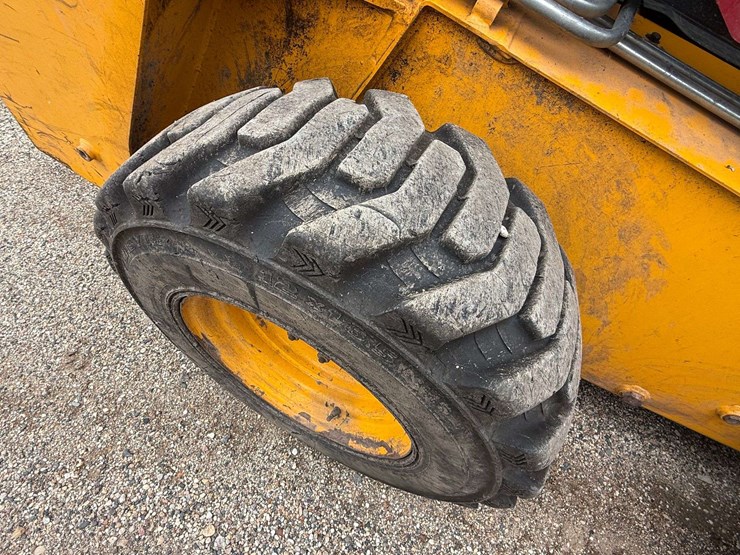 jcb-260-image-17
