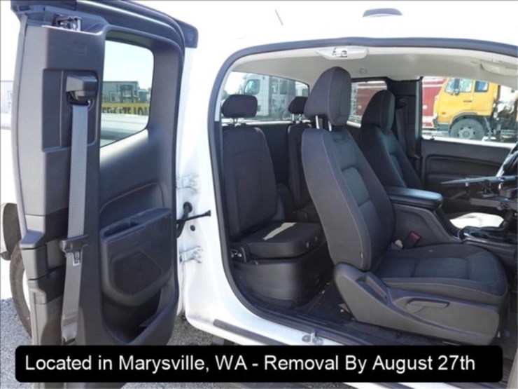 2019-gmc-canyon-image-2