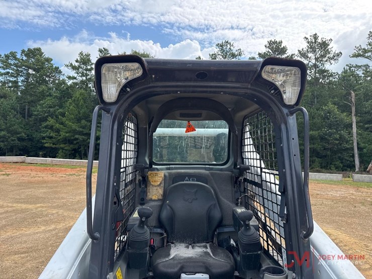 2022-bobcat-s590-image-7