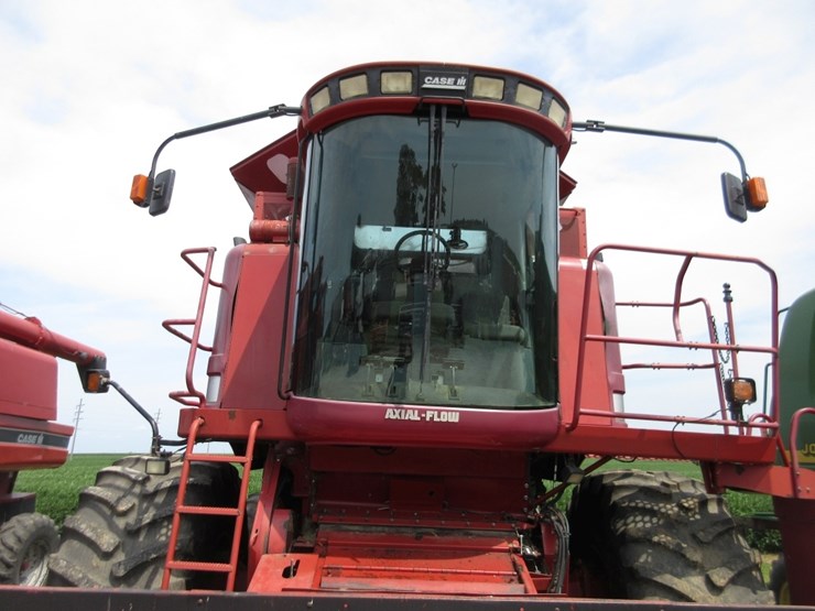 case-ih-2388-image-11