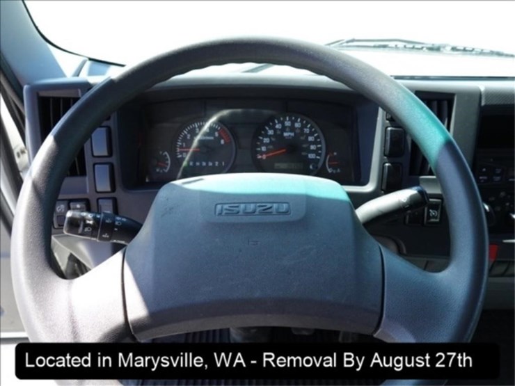 2016-isuzu-npr-hd-image-11