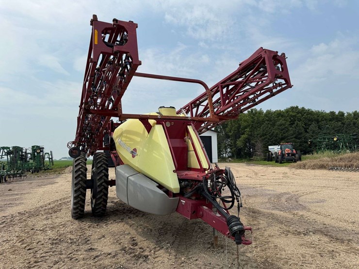 hadri-commander-4400-pull-type-sprayer,-132’-booms,-auto-height-control,-steerable-axle,-john-deere-image-6