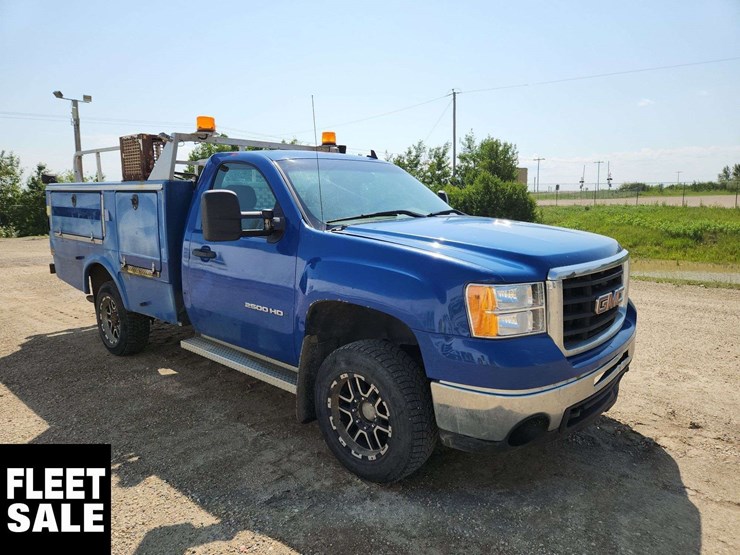 2008-gmc-sierra-2500hd-image-2