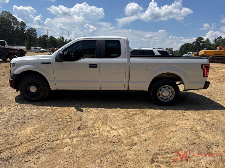 2016-ford-f150-xl-image-5