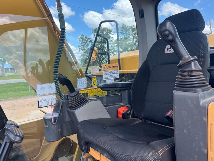 2021-caterpillar-317-image-33